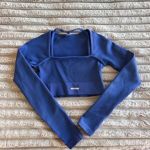 BO+TEE Apres Ski Cropped Long Sleeve Athletic Top- Royal Blue- XS